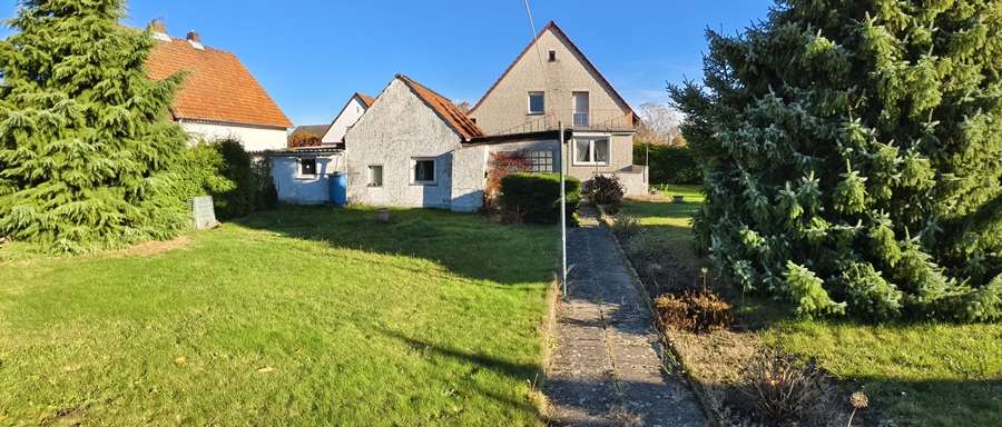 peine-voehrum-familienglueck-gemuetliche-dhh-mit-garten-platz-fuer-hobbys-viel-herz