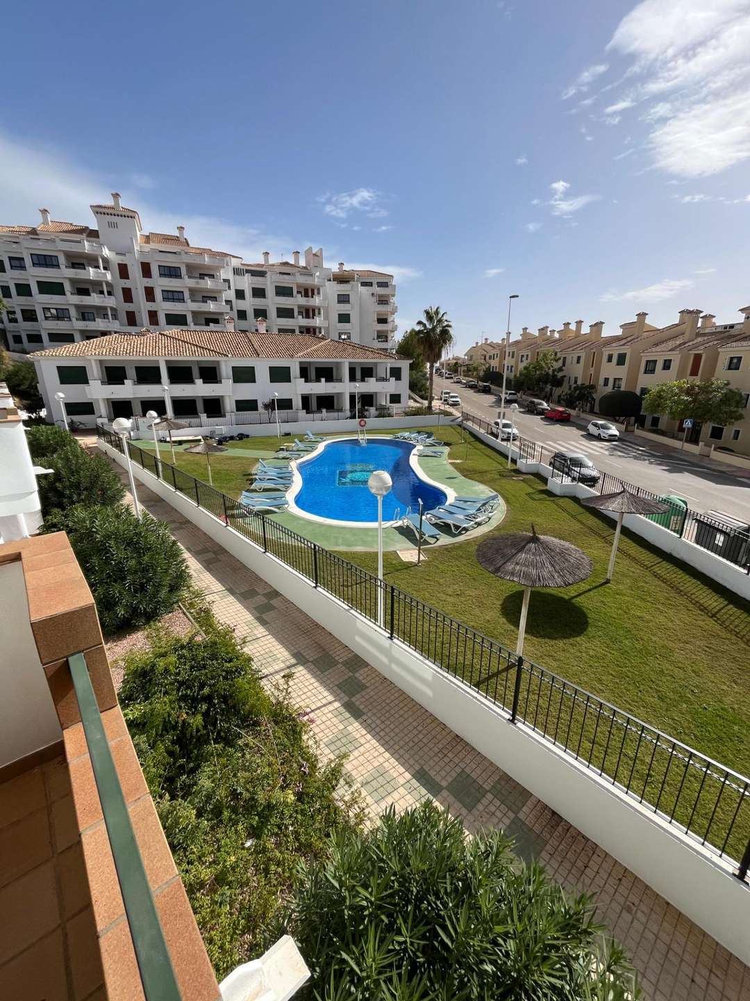 spanien-immobilien-schluesselfertige-3-zimmer-wohnung-im-erdgeschoss-in-lomas-de-campoamor