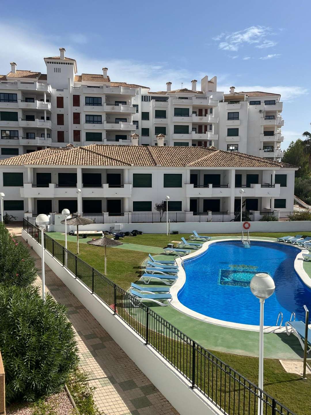 spanien-immobilien-schluesselfertige-3-zimmer-wohnung-im-erdgeschoss-in-lomas-de-campoamor